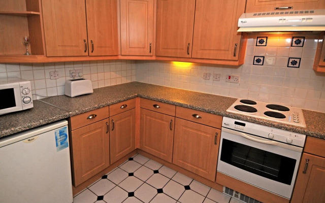 Maple House Serviced Apartments