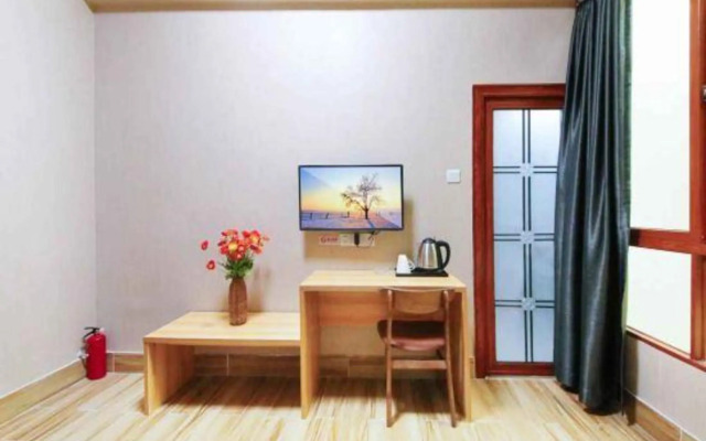 Yangjiang Yujing Hotel (Xinda City Times Square Branch)