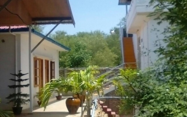 Shwe Kaung Kin Motel