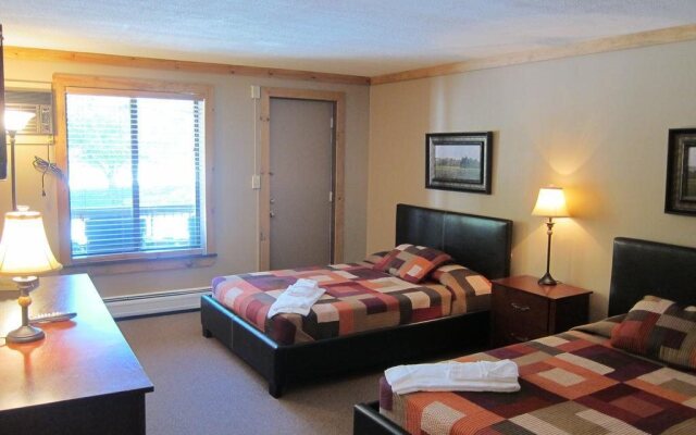 Butternut Inn and Pancake House