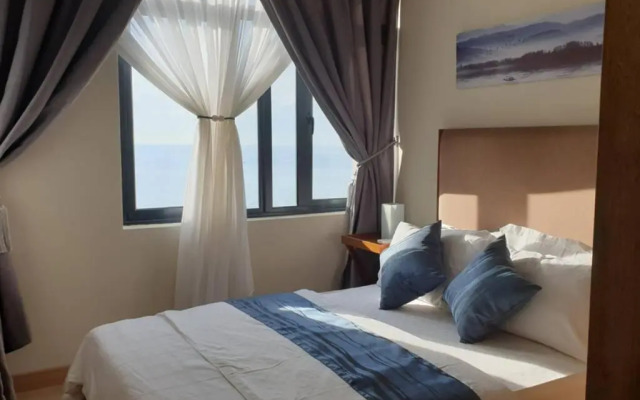 OPAHOME@ Timurbay Seafront Residence 2BR Family suite Seaview and Poolview
