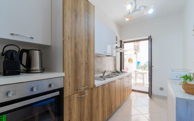 3473 Villino Alba Azzurra by Barbarhouse