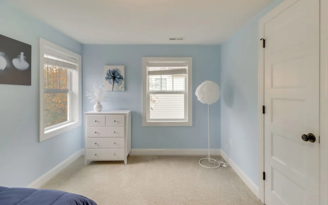 Warrenton Gem: Walk to Downtown!