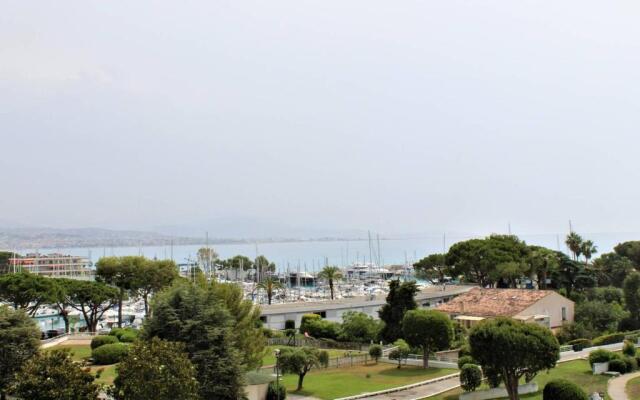 Appartement Villeneuve-Loubet, 2 pièces, 4 personnes - FR-1-252A-82