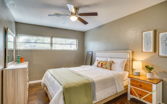 Modern Lakeland Vacation Rental: Patio & BBQ Grill