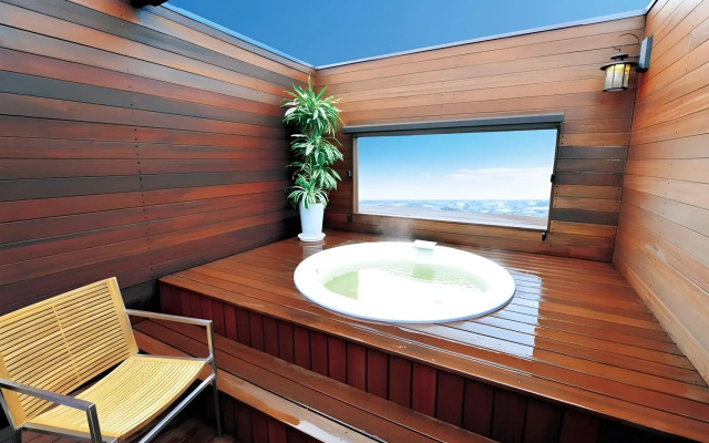 Shirako New Seaside Hotel