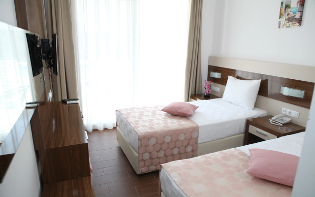 Cotton Boutique Hotel 16+