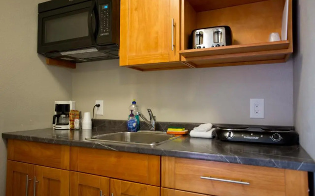 Premier Mountain Lodge and Suites