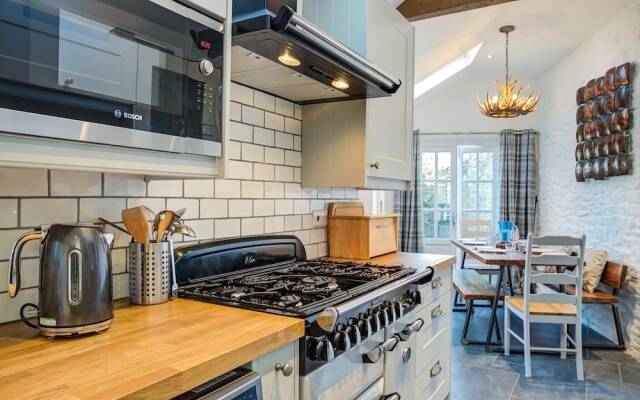 Aelia Cottage, Cirencester