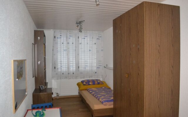 Elfe - Apartments Apartment for 6 Guests With Patio