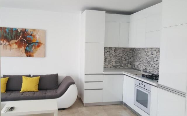 Apartament Bianca- Ariadna Residence