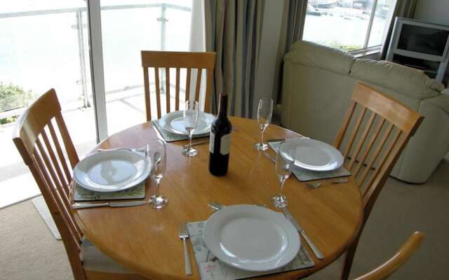 Croft Court 72