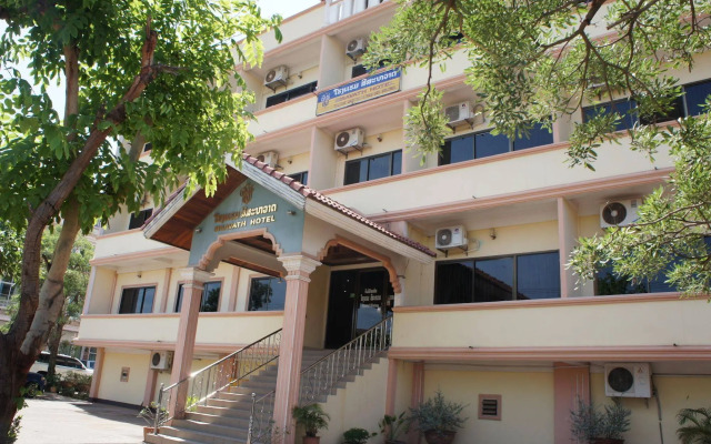 Sisavath Hotel