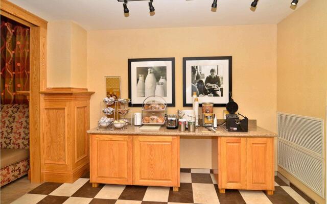 Hampton Inn & Suites Nacogdoches