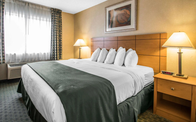 Quality Inn Dubuque on Hwy 20