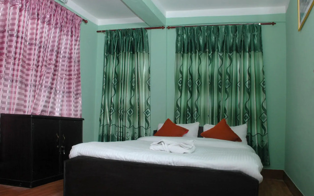 Travellers Dorm Bed & Breakfast