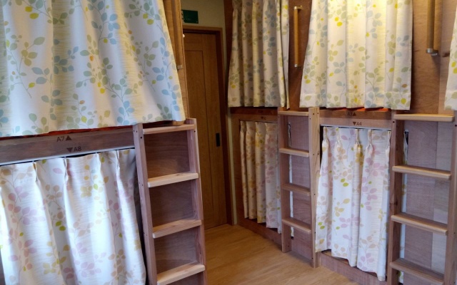 Sana Inn Town - Hostel – Guest Rooms – Wakayama