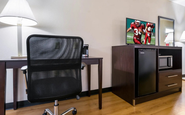 Red Roof Inn Carrollton