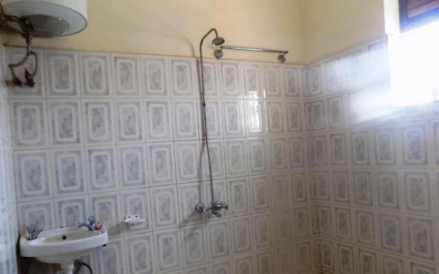 Tobiz Guest House