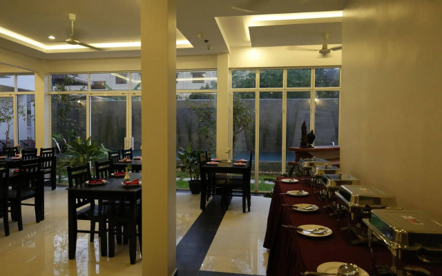 Holy Angkor Hotel