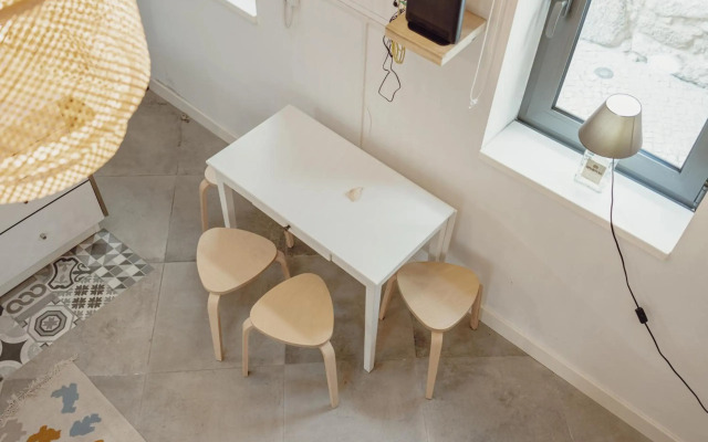 Mezzanine Stylish Apartment S