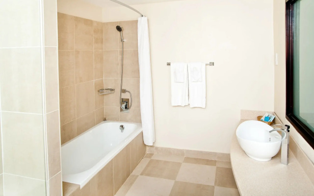 Island Inn All Inclusive Hotel