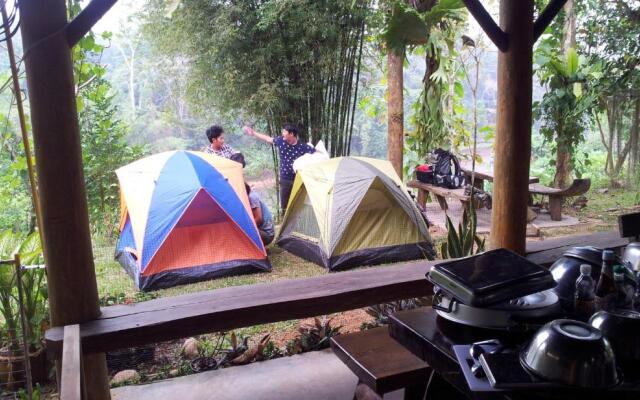 Baandin Chiewlarn Resort