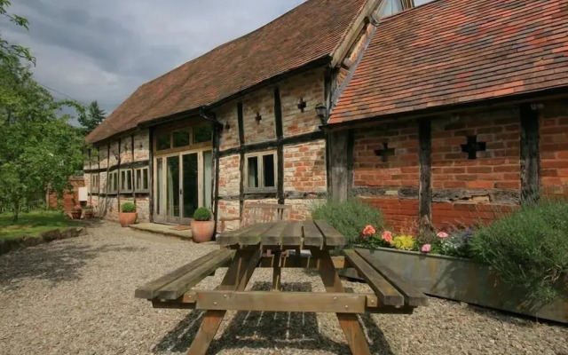 Whites Farm Barn