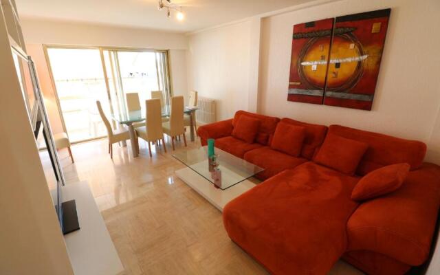 2 bedroom & studio Palais Royal 2 mins from Croisette and Carlton