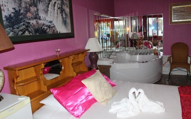 Ritz Inn Niagara