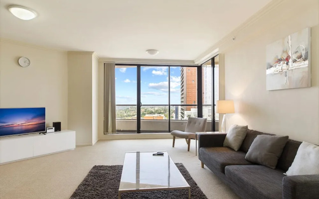 Wyndel Apartments - Sergeants