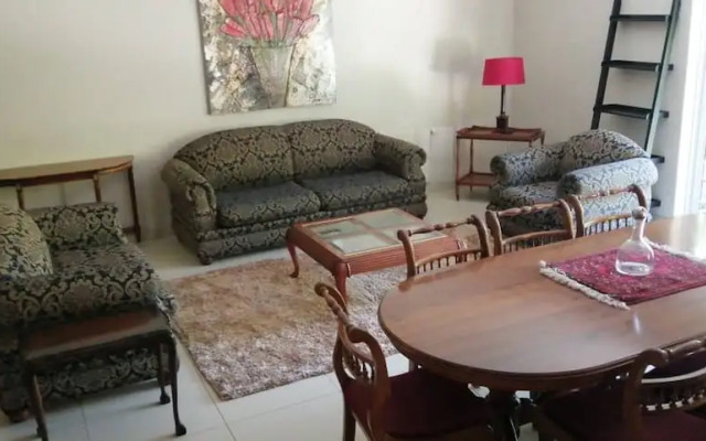 Fully Furnished 3 Bedroom House In in Pentagon Park Bloemfontein