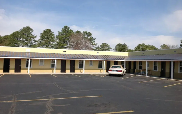 Budget Inn
