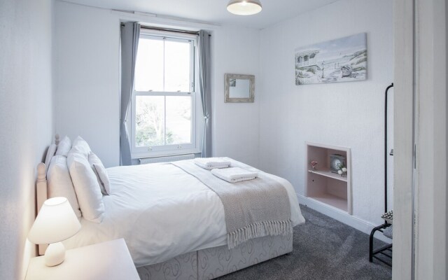Post Office House - 3 Bed - Reynoldston