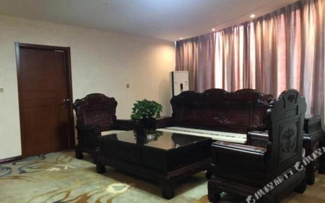 Zhongmao Hotel