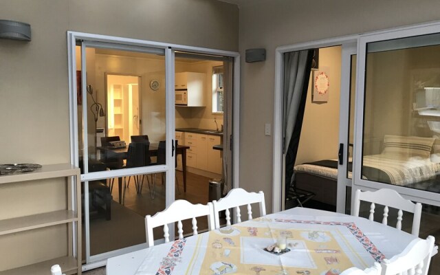 Angie's Rural Retreat