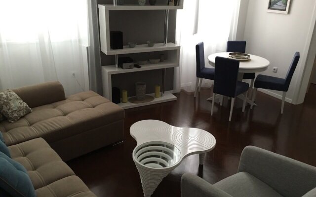 Square 44 Apartment