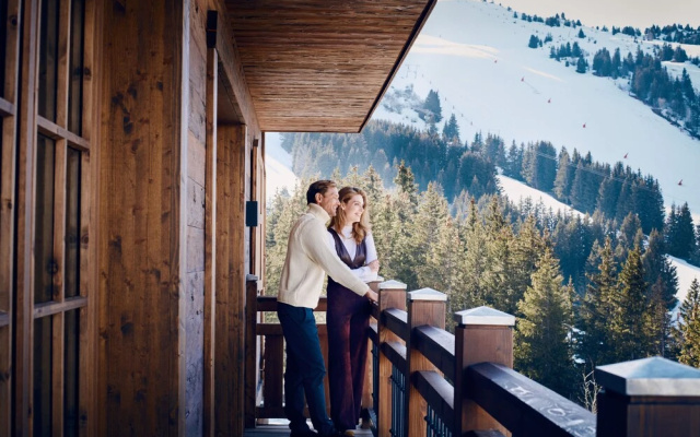 Apogee Courchevel, Oetker s