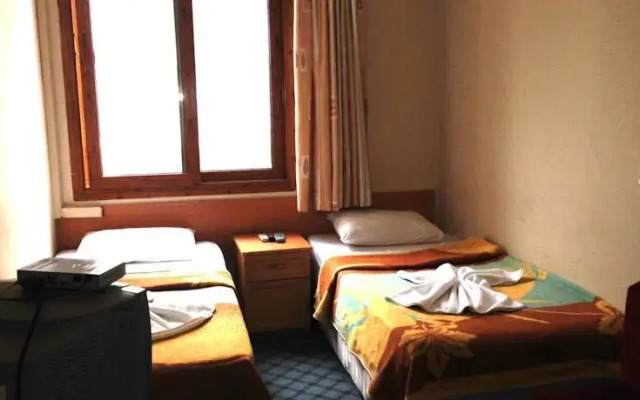 Oscar Hotel