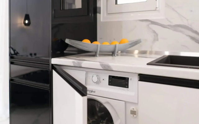 Affordable luxury studio close to Ampelokipi metro