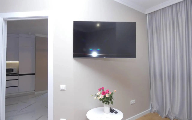 Апартаменты на проспекте Курортный 84