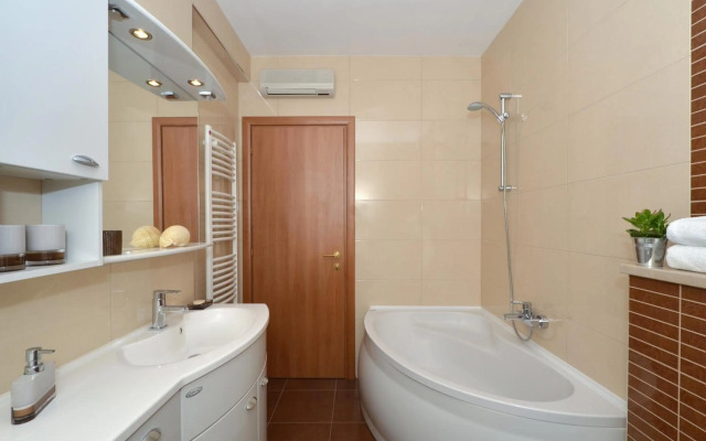 Apartmani Adela