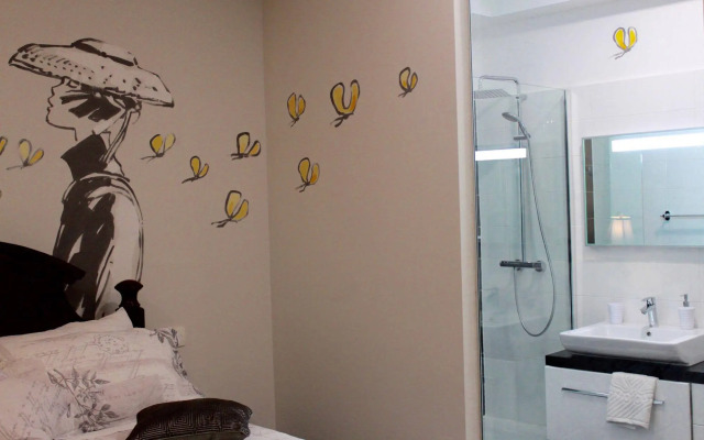 Metropole Luxury Rooms