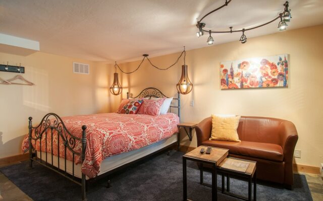 Boise Hillside Suites