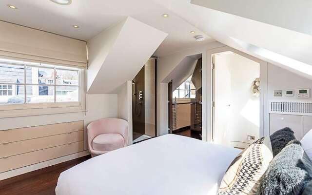 Lavish Mews House - Notting Hill
