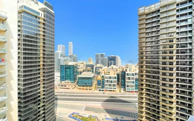 Amazing 1BR APT Downtown