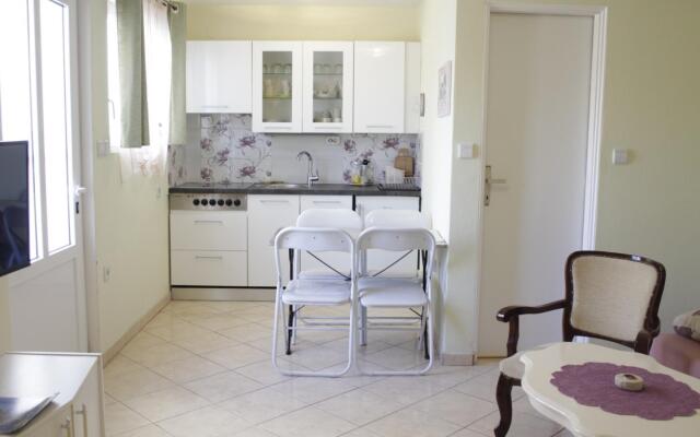 Marin - A1(2+2) in Biograd