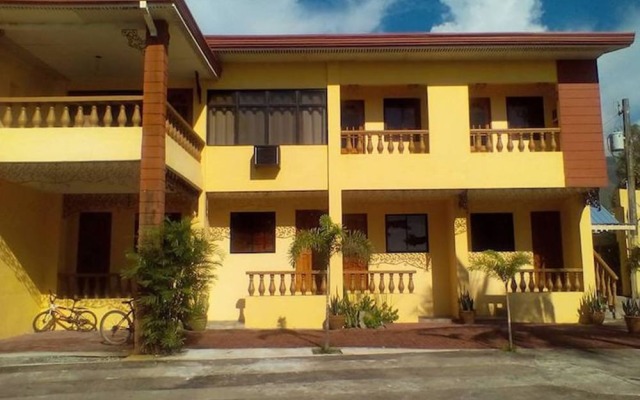 Canoe Beach Resort