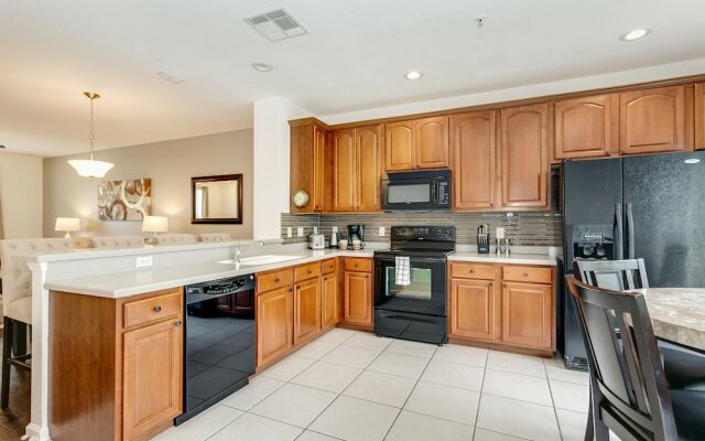 NEW Tastefully Designed Town Home. Close to Attractions, Steps From Convention Center! 3br/3ba #3vc138