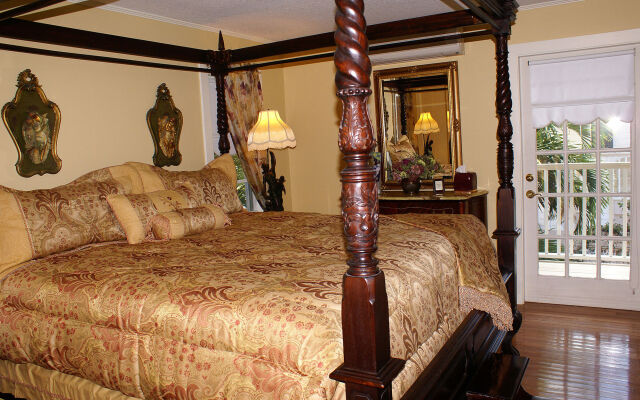 Sabal Palm House Bed & Breakfast